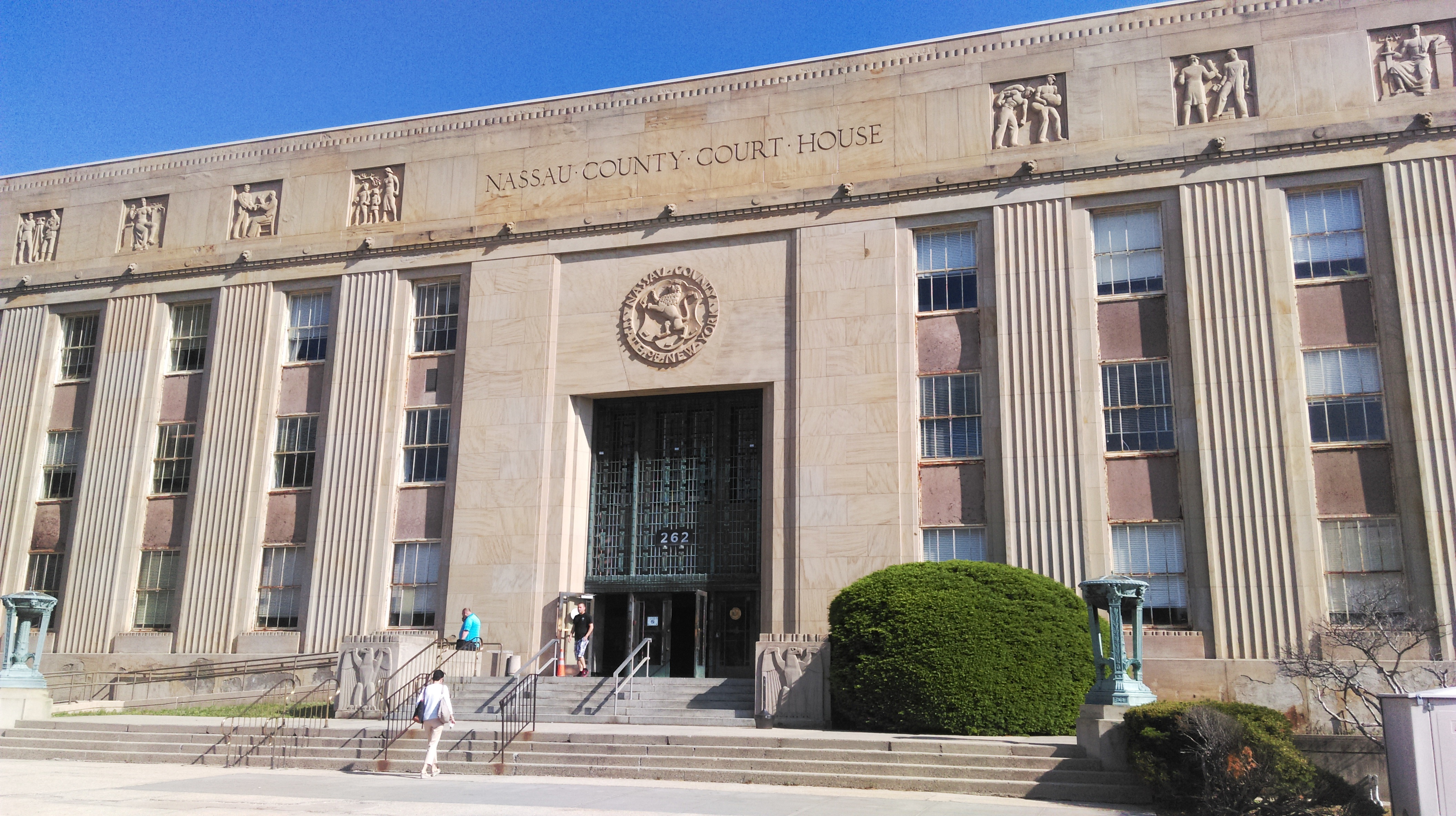 Nassau County Courthouse